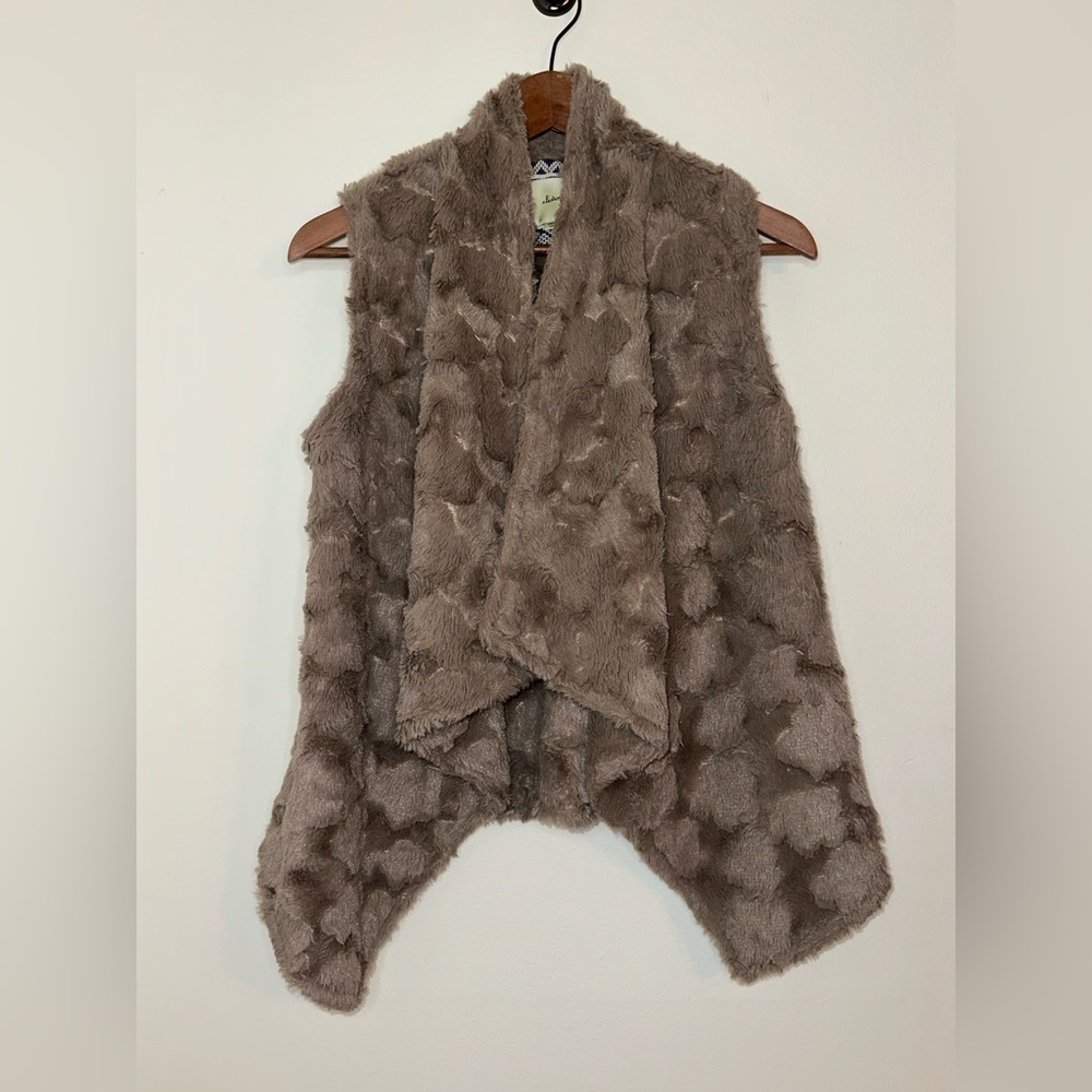 Elevenses Faux Fur Vest